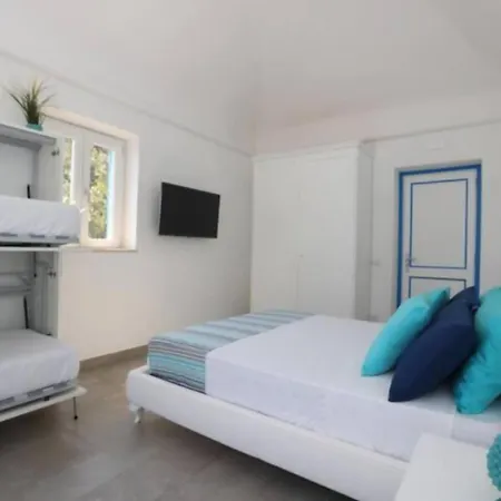 Dei In Bed & Breakfast Positano