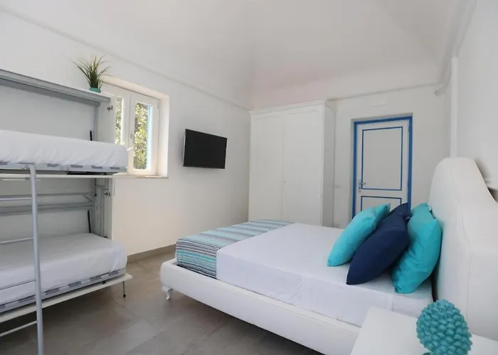 In Dei In - فندق مبيت وإفطار 3*